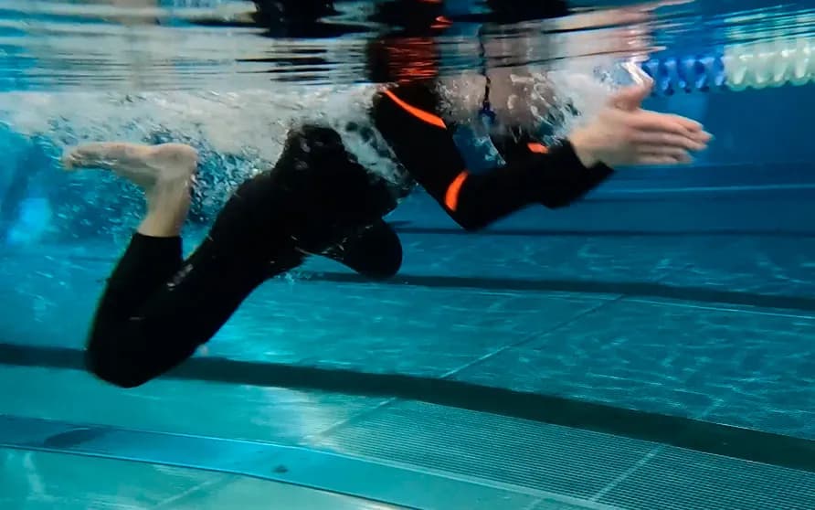 Jak pływać żabką żeby się nie męczyć: sekrety efektywnego stylu Jak pływać żabką żeby się nie męczyć: sekrety efektywnego stylu