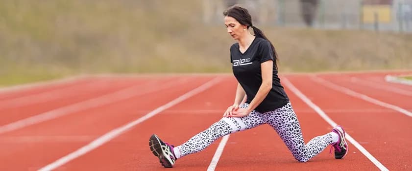 Jak się rozgrzewać przed bieganiem, aby uniknąć kontuzji i poprawić wyniki Jak się rozgrzewać przed bieganiem, aby uniknąć kontuzji i poprawić wyniki